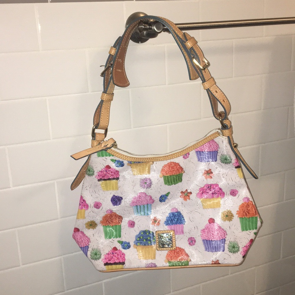 Cupcake patterned bag